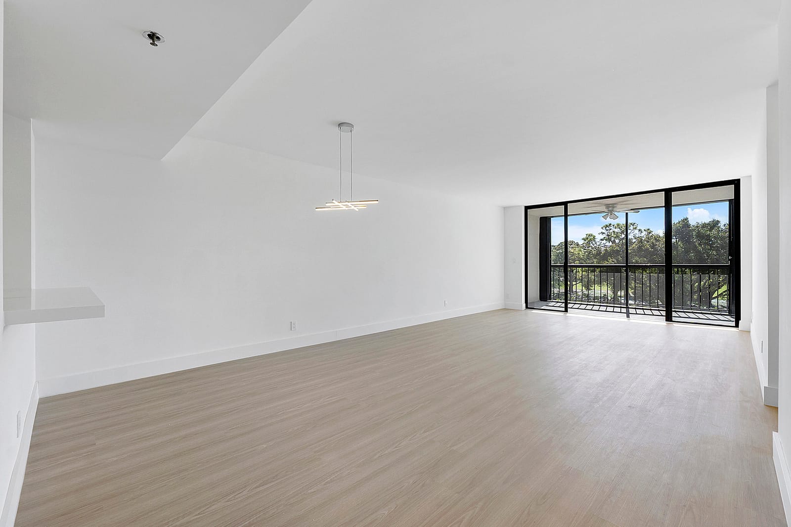 6420 Boca Del Mar Drive 302 — photo 3