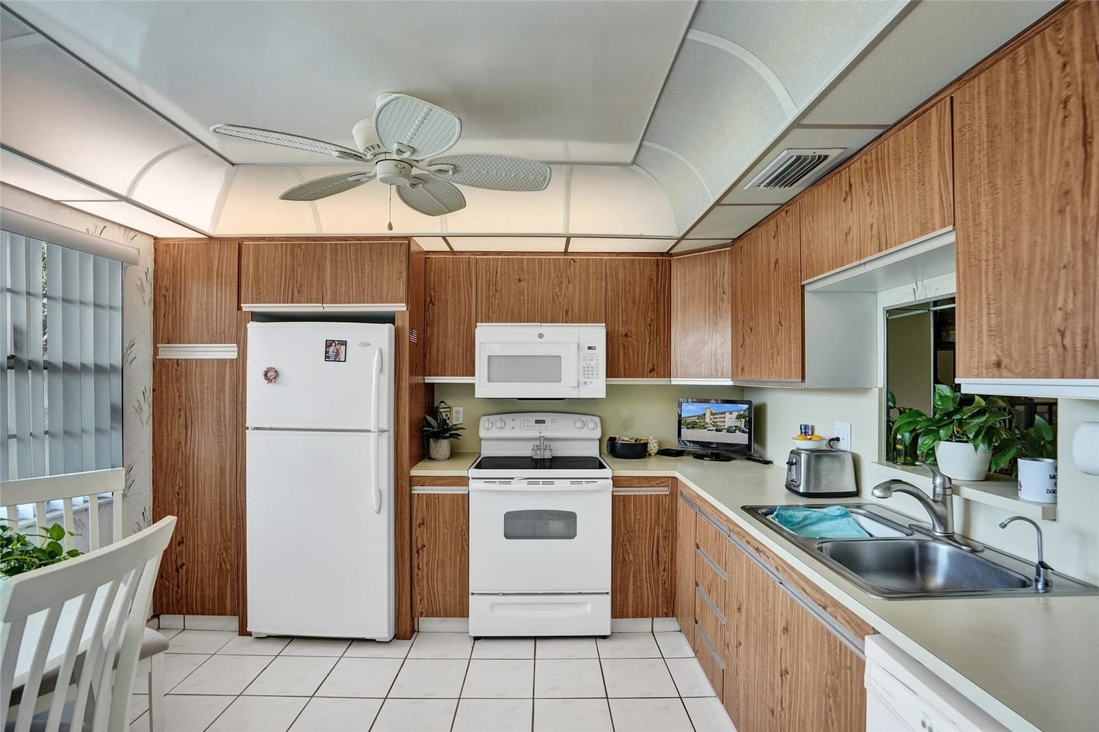 2201 Lucaya Bend J3 — photo 10