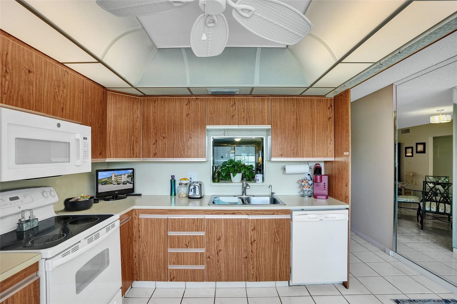2201 Lucaya Bend J3 — photo 6