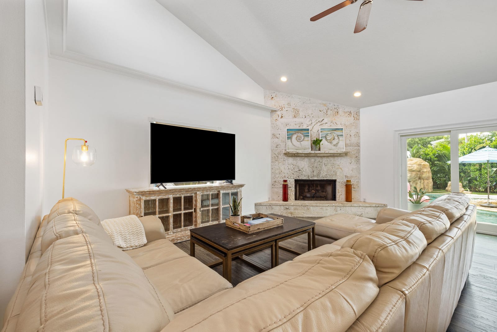 310 Edgewood Drive N, West Palm Beach, FL 33405 photo 10