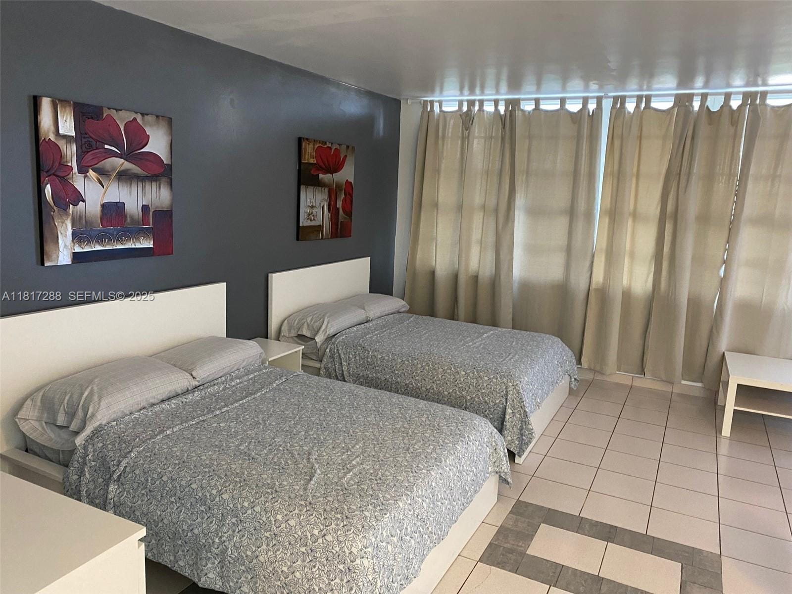 100 Lincoln Road 304, Miami Beach, FL 33139