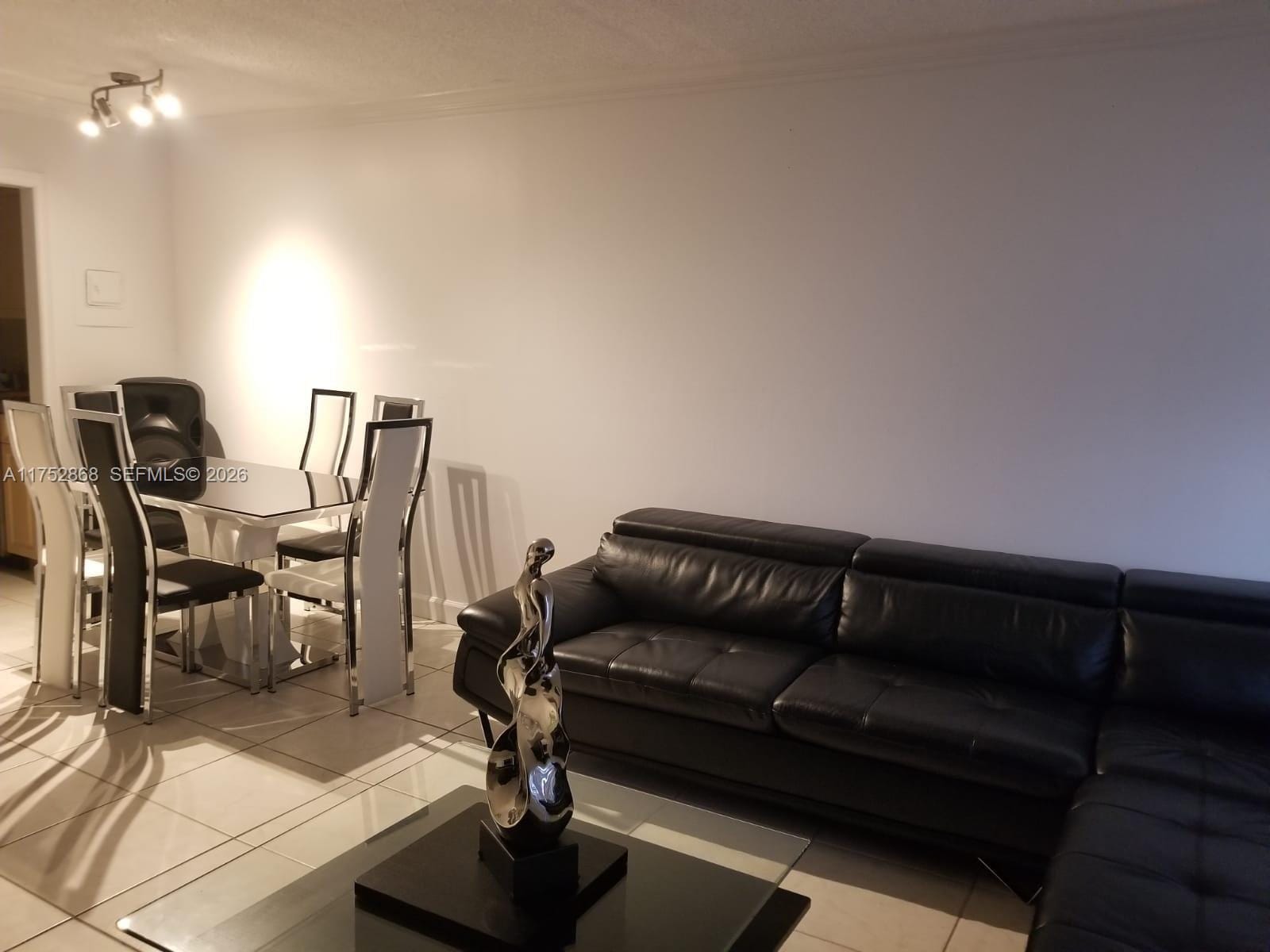 2020 NE 135th Street 904, North Miami, FL 33181 photo 7