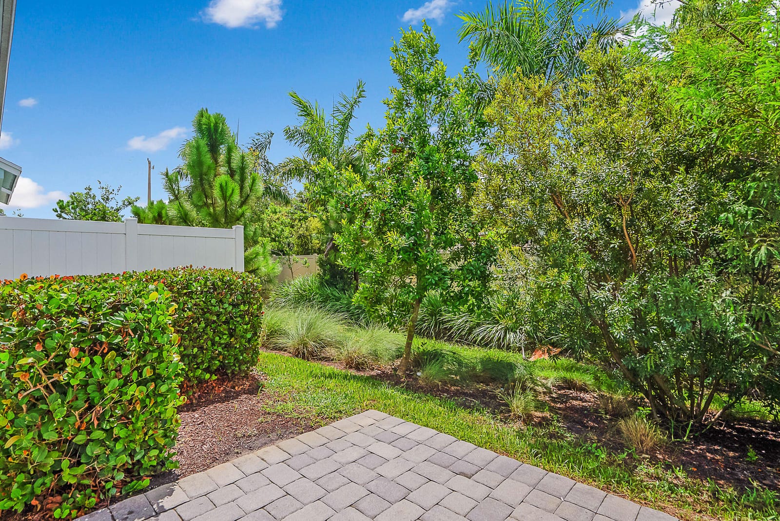 392 SE Sea Hunt Way, Stuart, FL 34994 photo 13