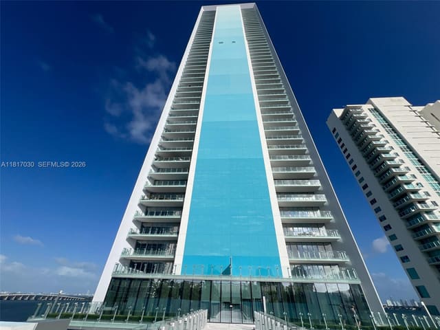700 NE 26th Terrace 2004, sold in Escottonia Park, Miami, FL