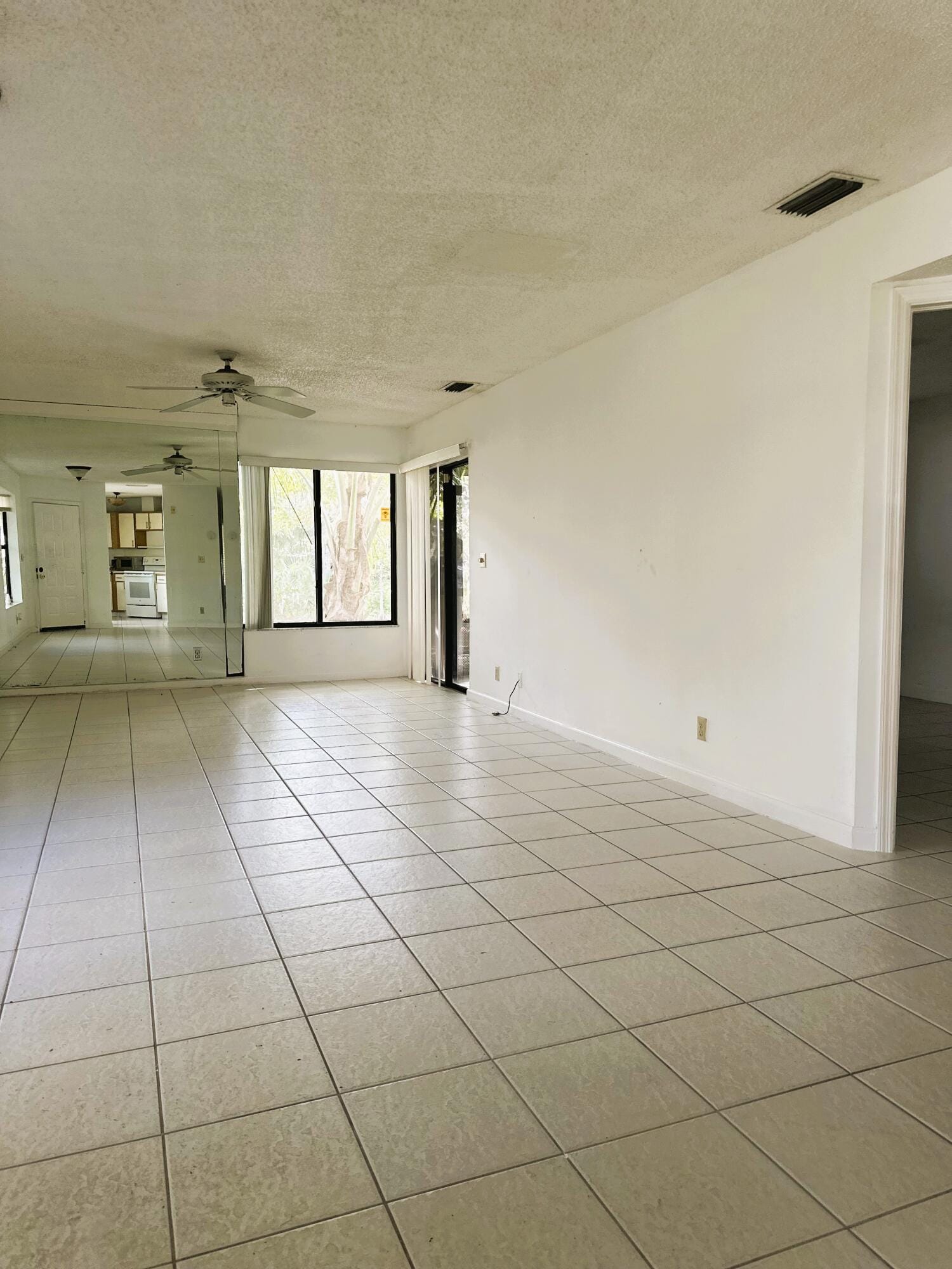 301 Harbour Pointe Way, Greenacres, FL 33413 photo 4