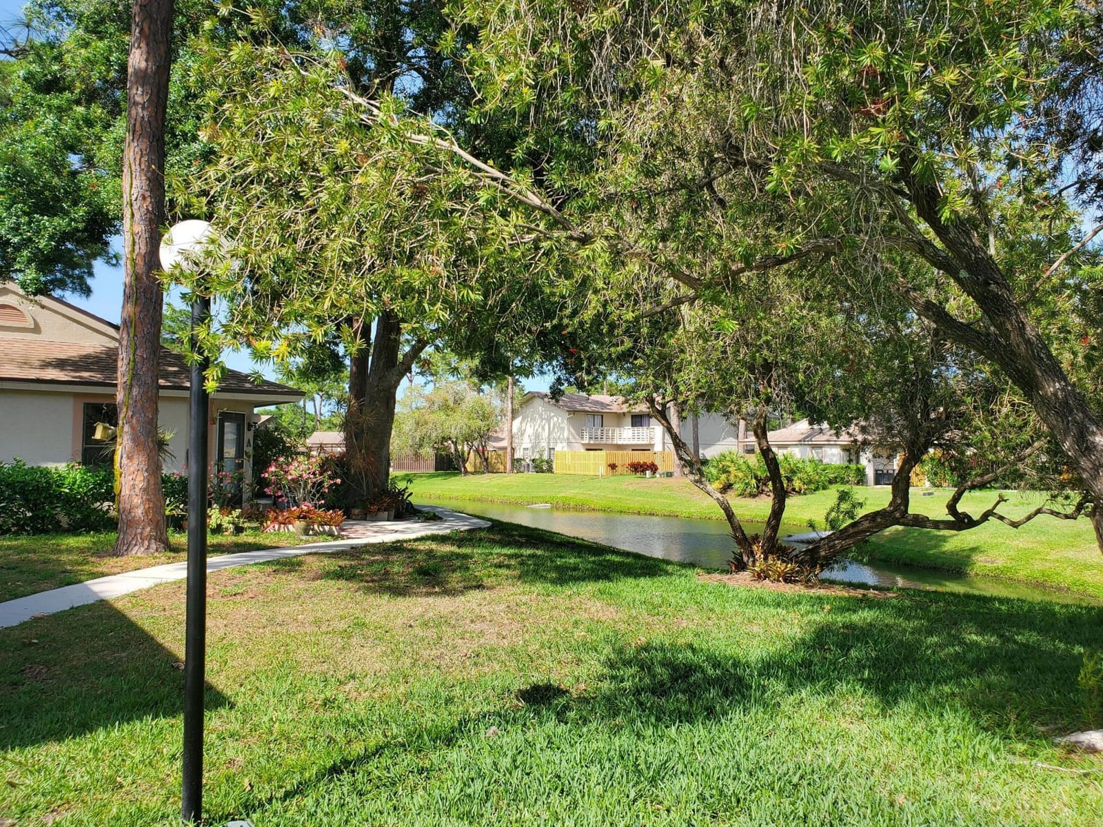 2831 Stoneway Lane C — photo 2