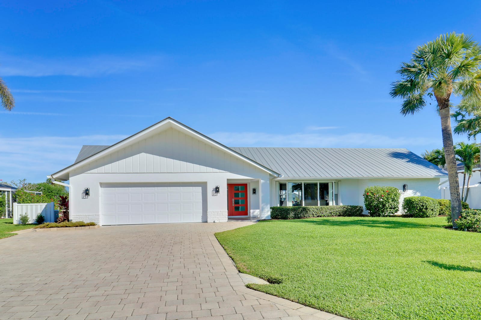 8579 SE Sabal Street — photo 2