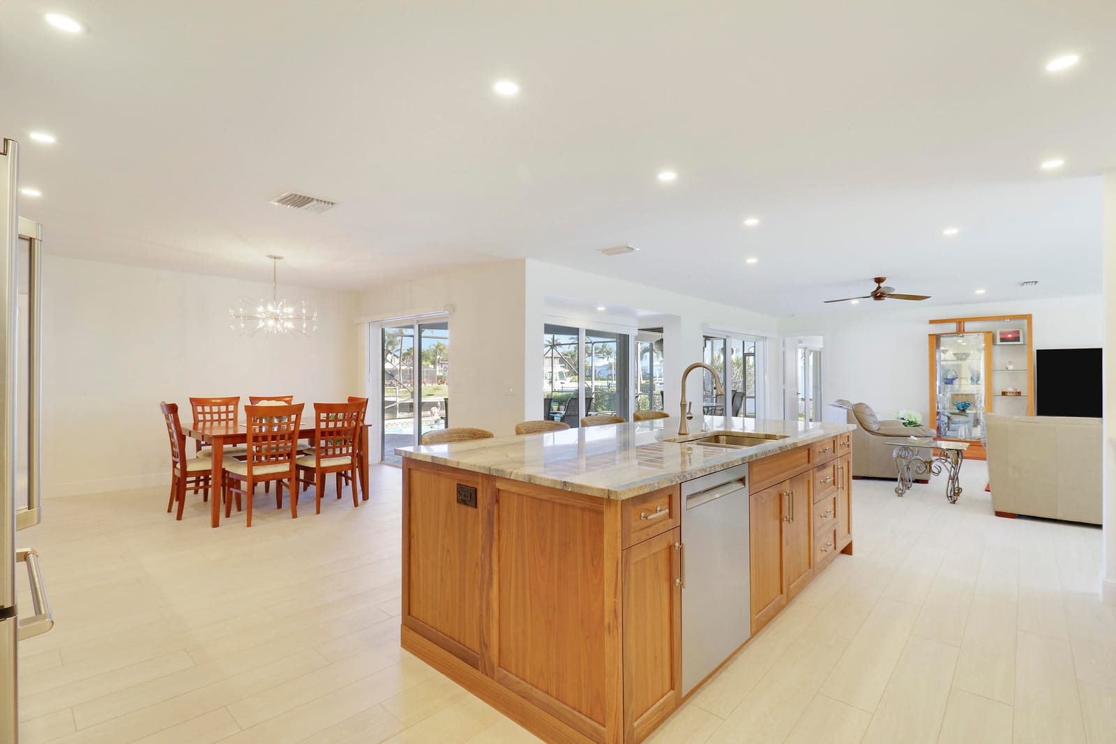 8579 SE Sabal Street — photo 10