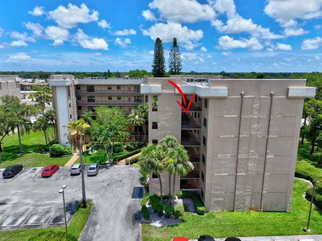 4700 W Lucerne Lakes Boulevard W 507, Sunrise Of Palm Beach Condos, Lake Worth, FL