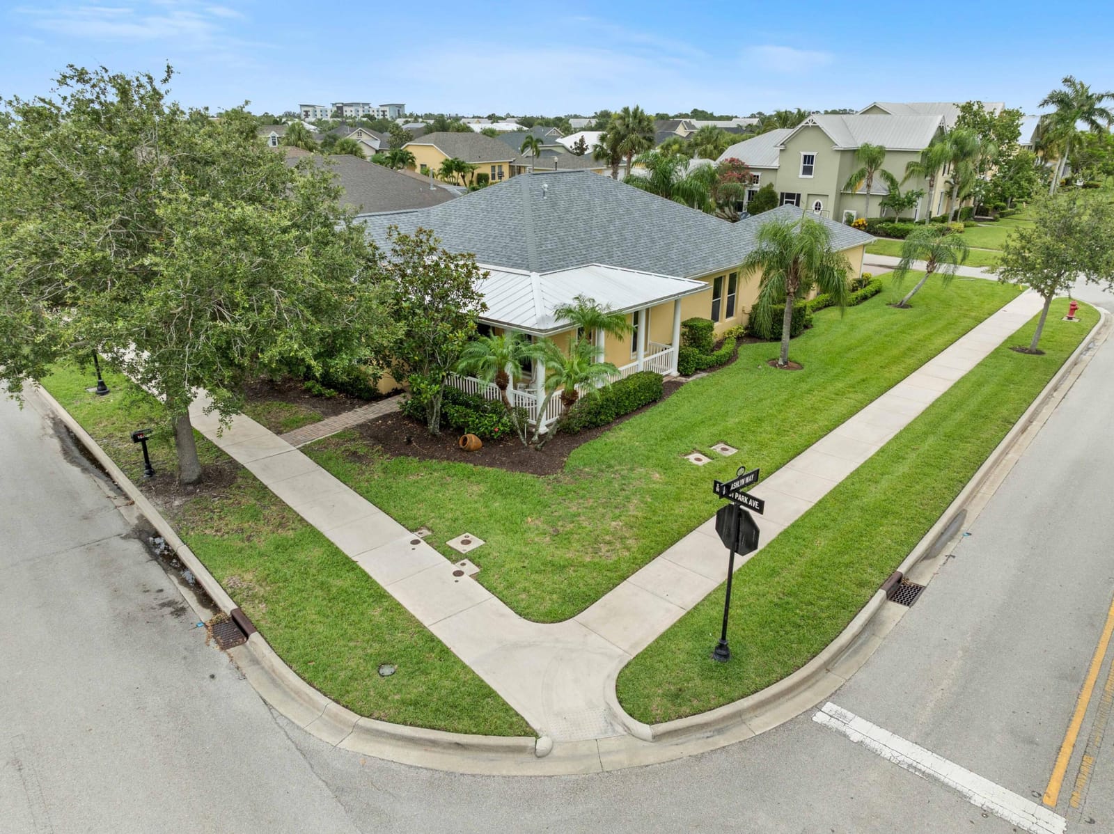 10700 SW East Park Avenue, Port St. Lucie, FL 34987