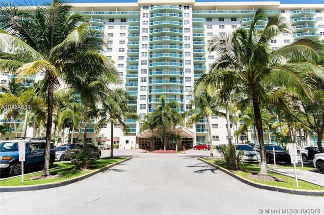 19380 Collins Avenue 602, Sunny Isles Beach, FL 33160