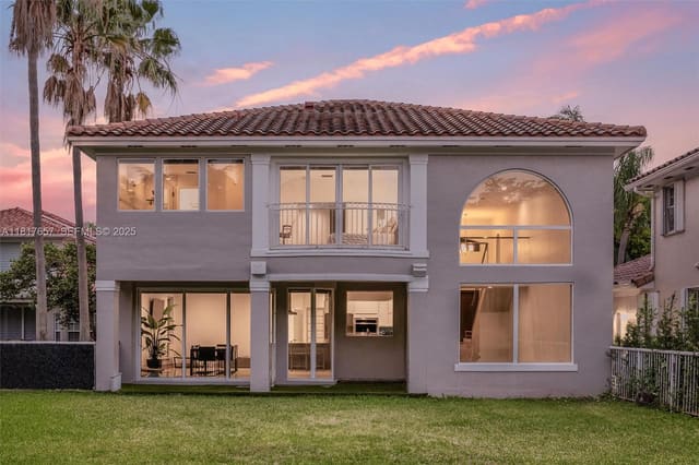4425 NW 93rd Doral Court, sold in Doral Estates Villas, Doral, FL