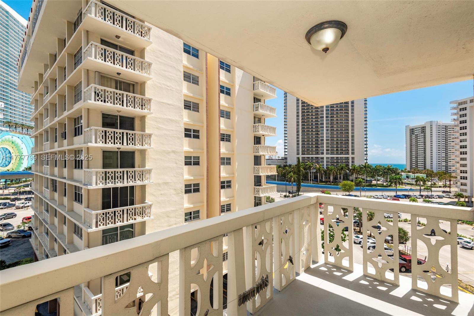 1817 S Ocean Drive 628 — photo 3