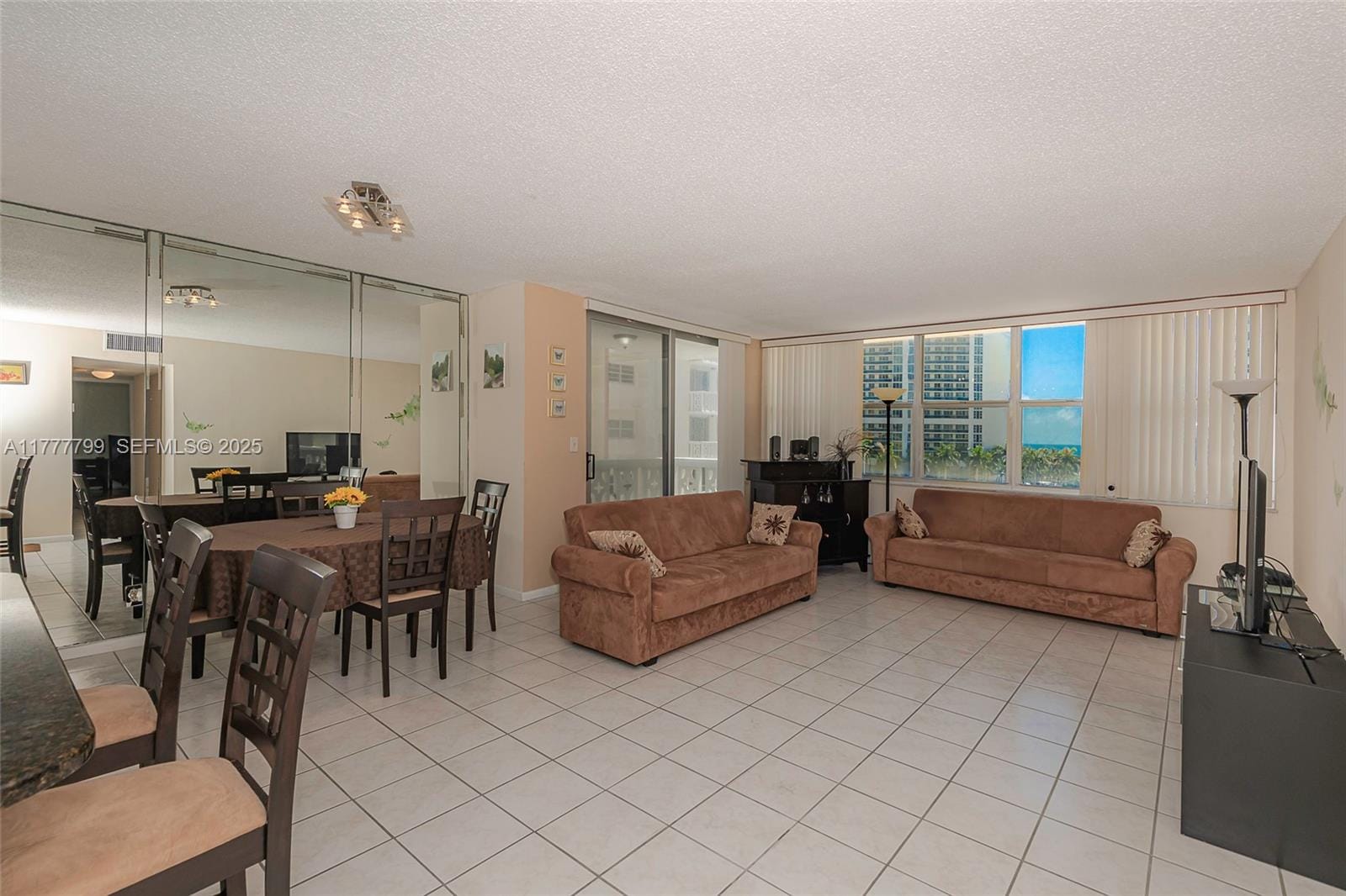 1817 S Ocean Drive 628 — photo 4