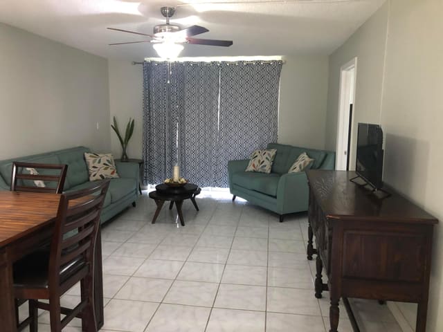 8051 Sunrise Lakes Drive N 202, sold in Sunrise Lakes 31 Condo, Sunrise, FL