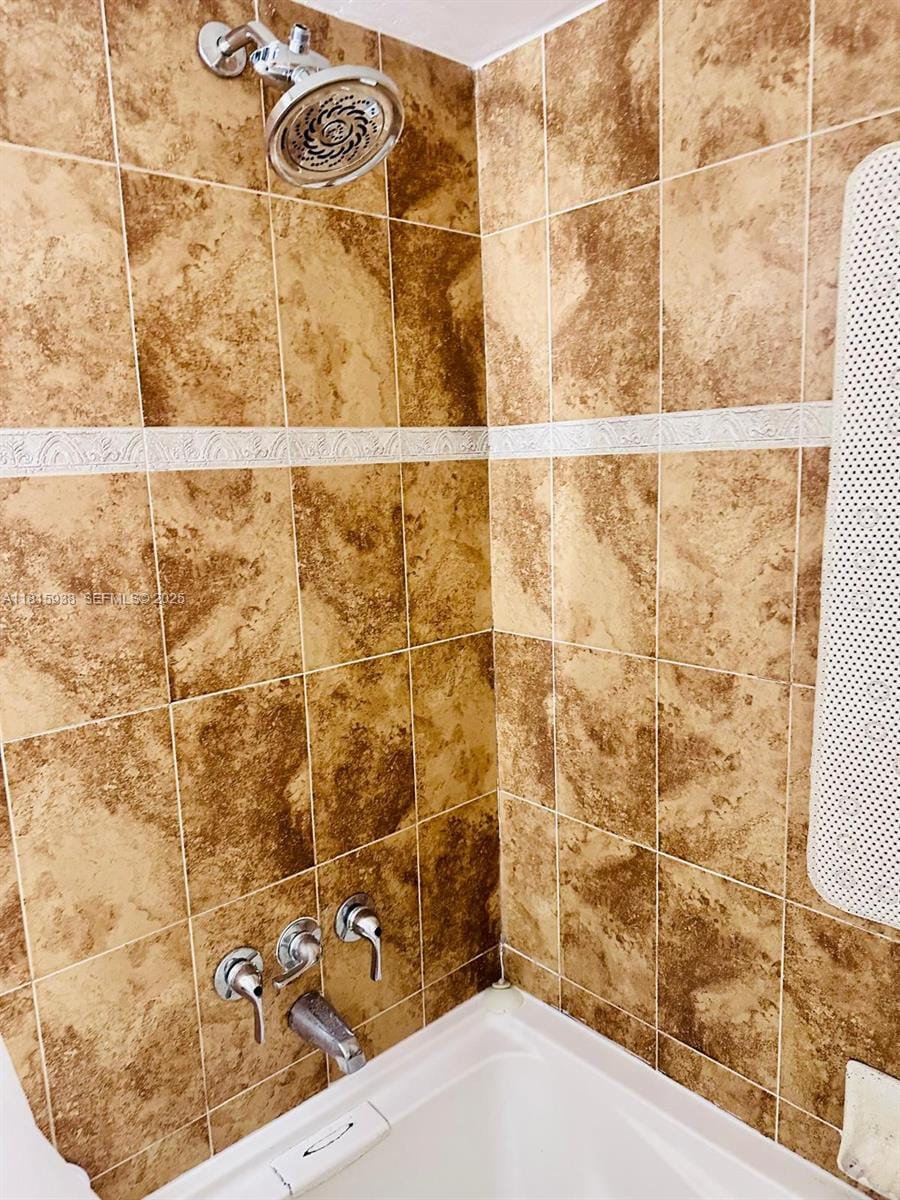 2075 SW 122nd Avenue 227, Miami, FL 33175 photo 8