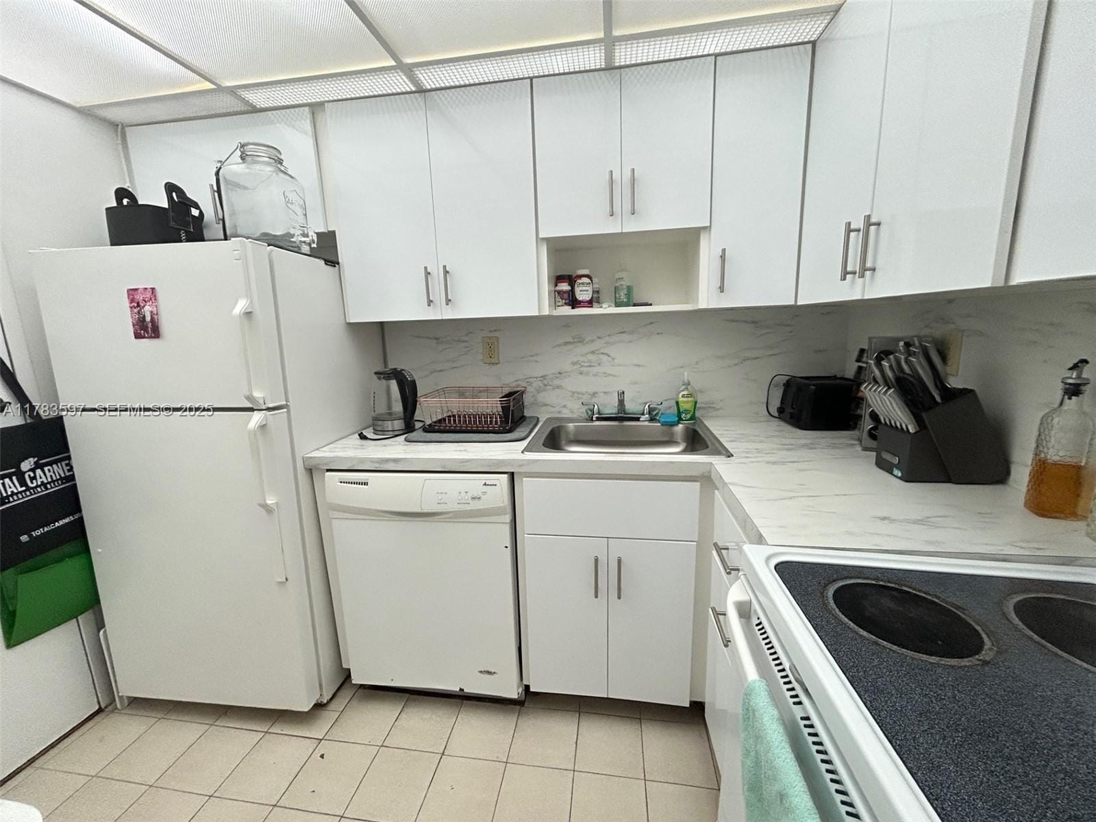 2899 Collins Avenue 410, Miami Beach, FL 33140 photo 11