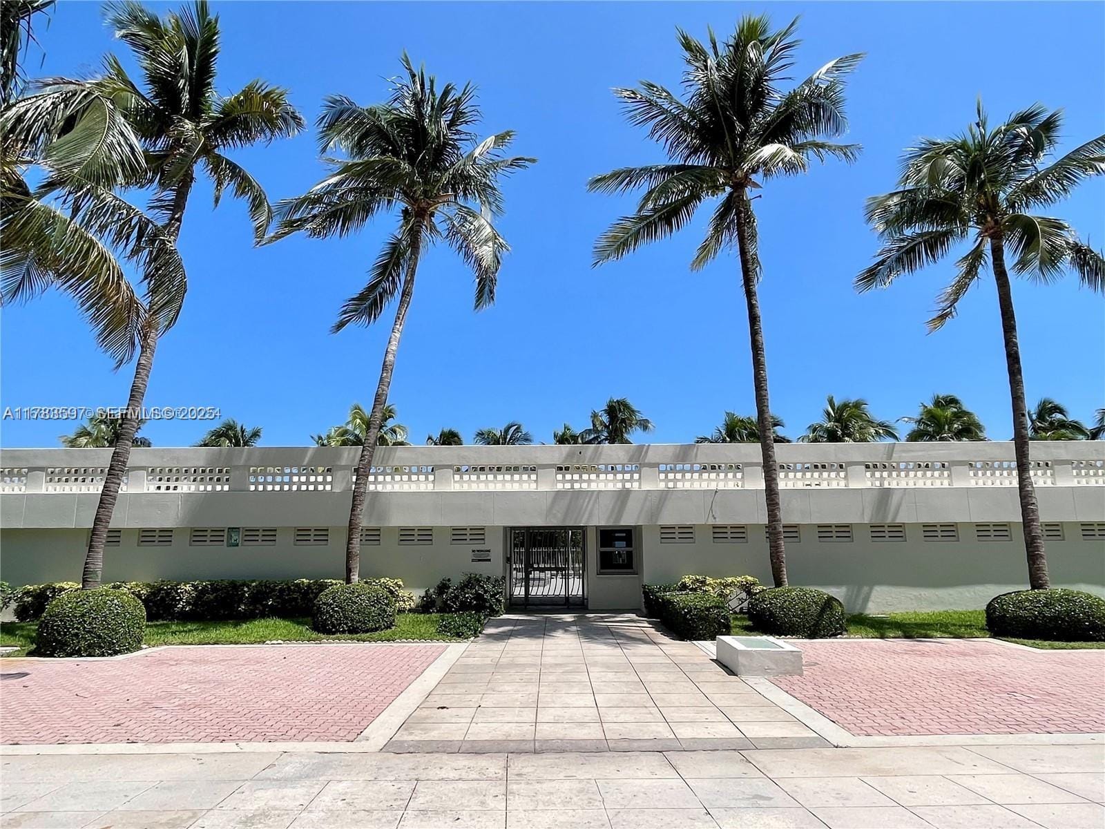 2899 Collins Avenue 410, Miami Beach, FL 33140 photo 16