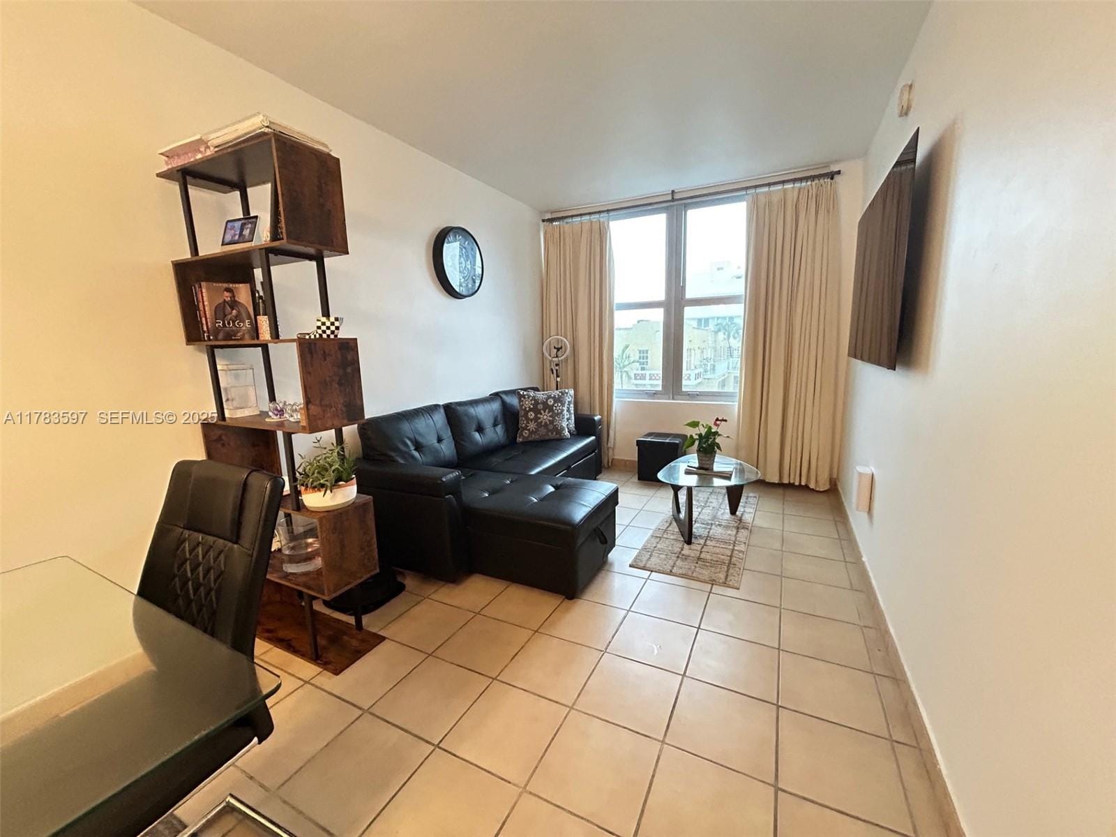 2899 Collins Avenue 410, Miami Beach, FL 33140 photo 4