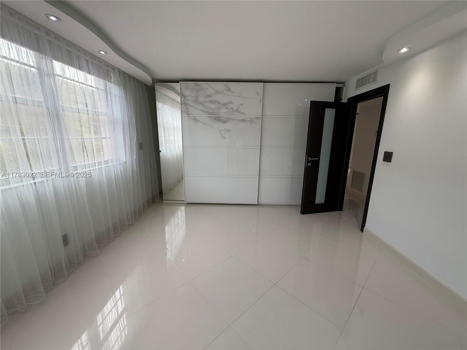 3161 S Ocean Drive 208, Hallandale Beach, FL 33009 photo 19