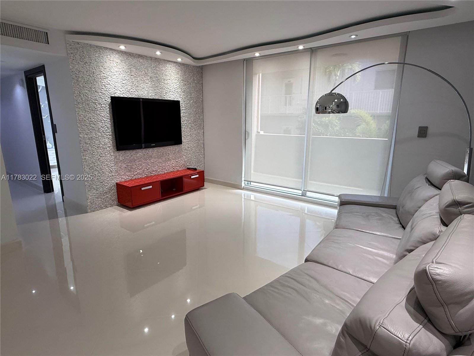 3161 S Ocean Drive 208, Hallandale Beach, FL 33009 photo 4
