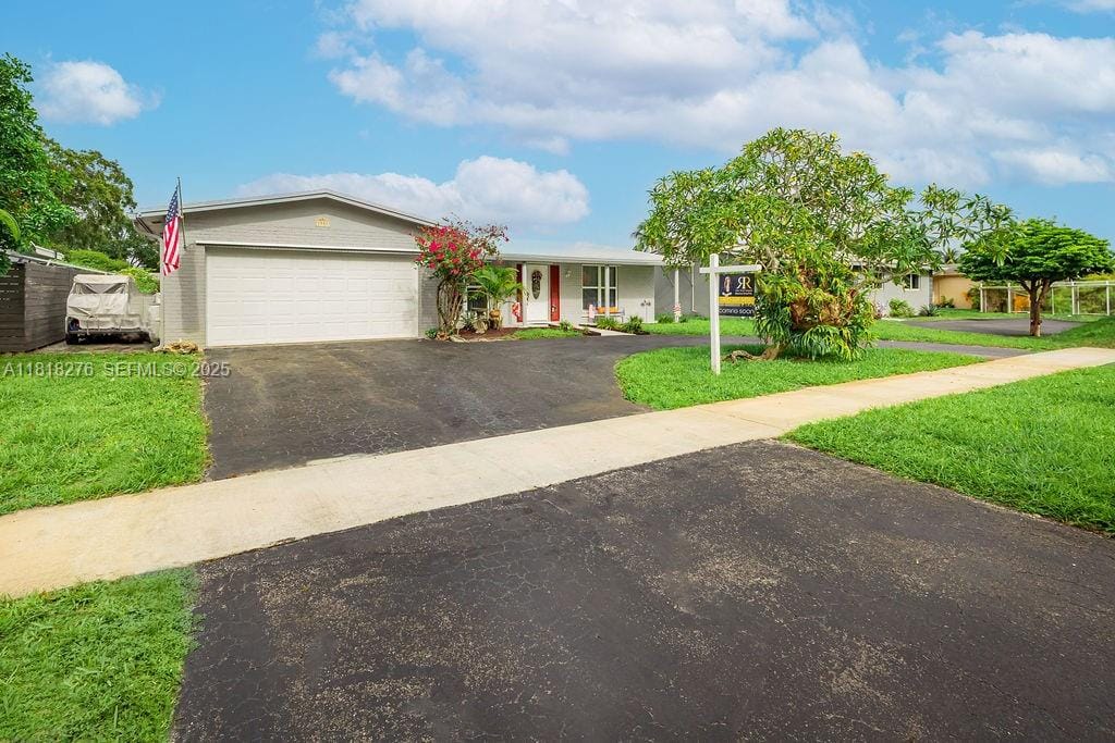 1801 N 55th Avenue, Hollywood, FL 33021