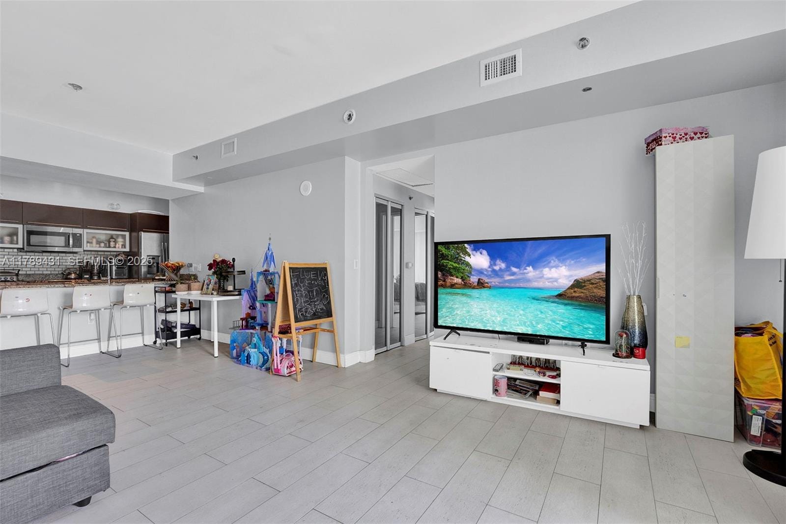 951 Brickell Avenue 3801, Miami, FL 33131 photo 4