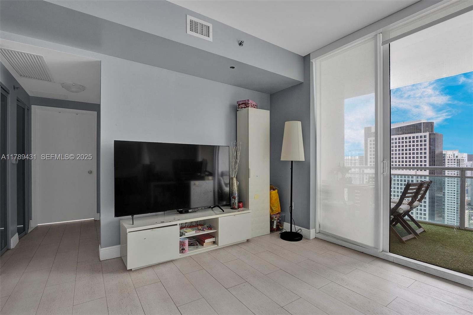 951 Brickell Avenue 3801, Miami, FL 33131 photo 5