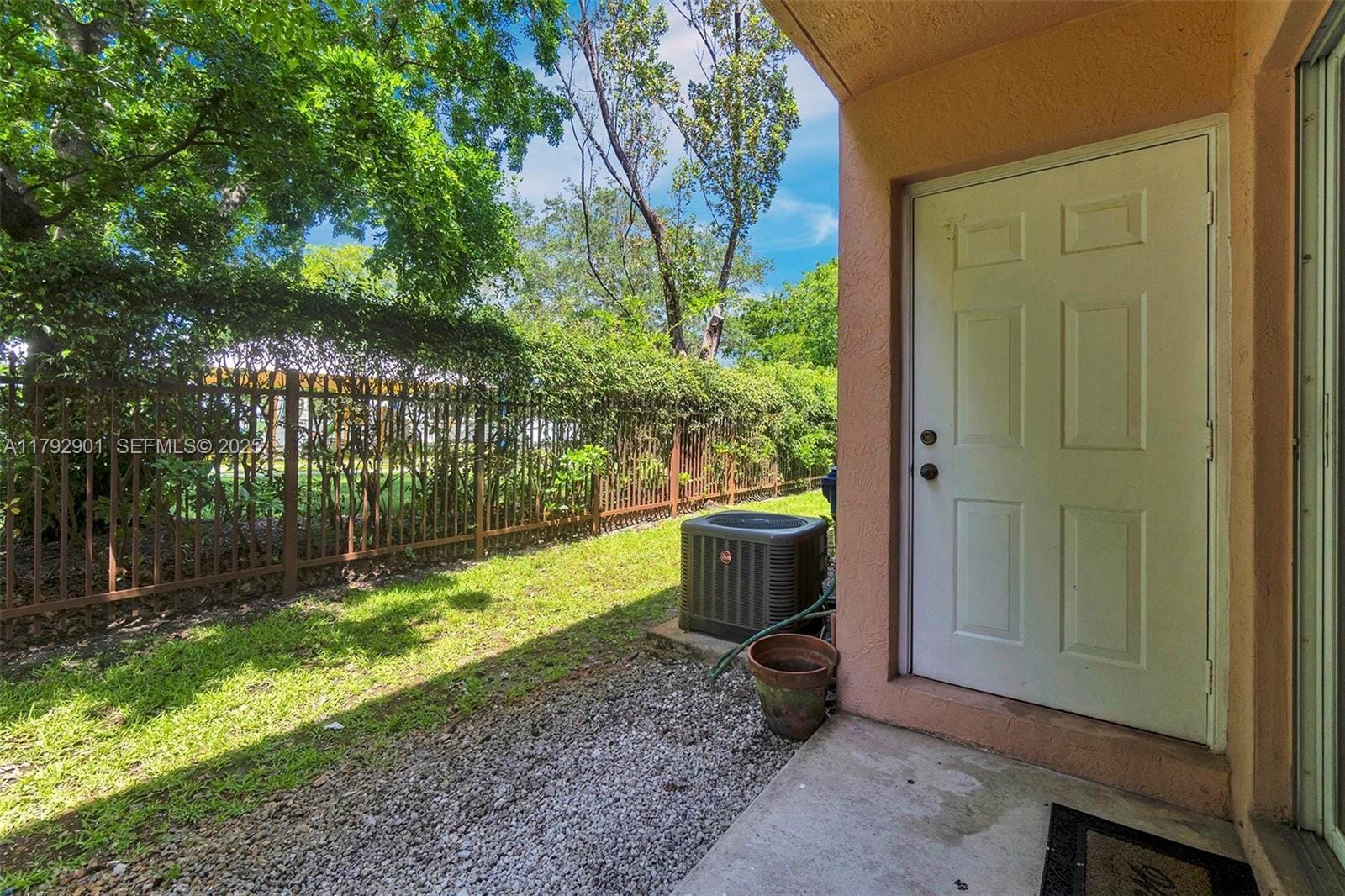 6805 Sienna Club Place, Lauderhill, FL 33319 photo 18