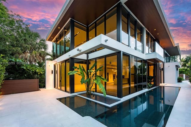 3306 NE 16th Street, sold in Las Olas By The Sea Ext, Fort Lauderdale, FL