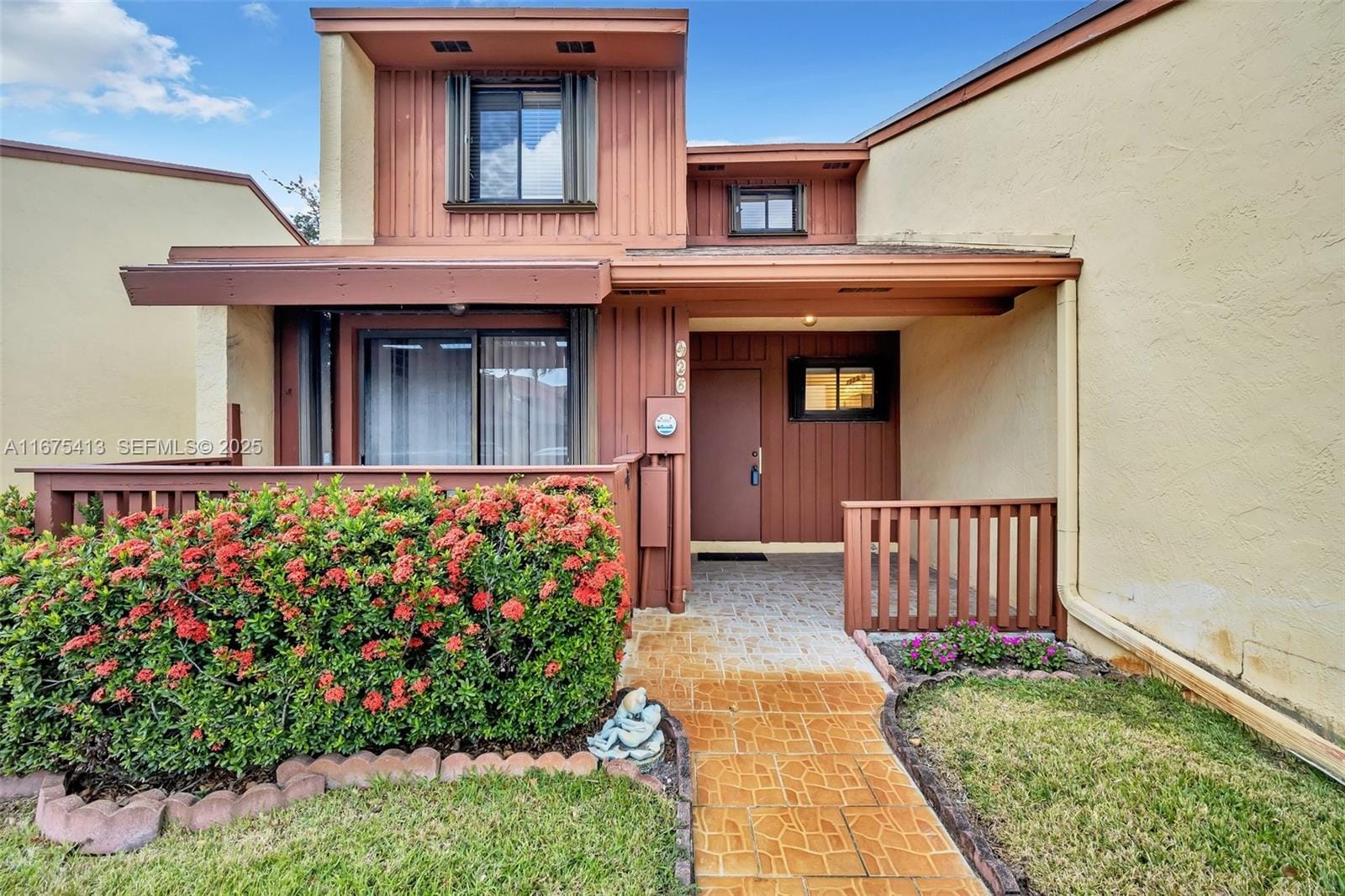 428 SE 11th Terrace, Dania Beach, FL 33004