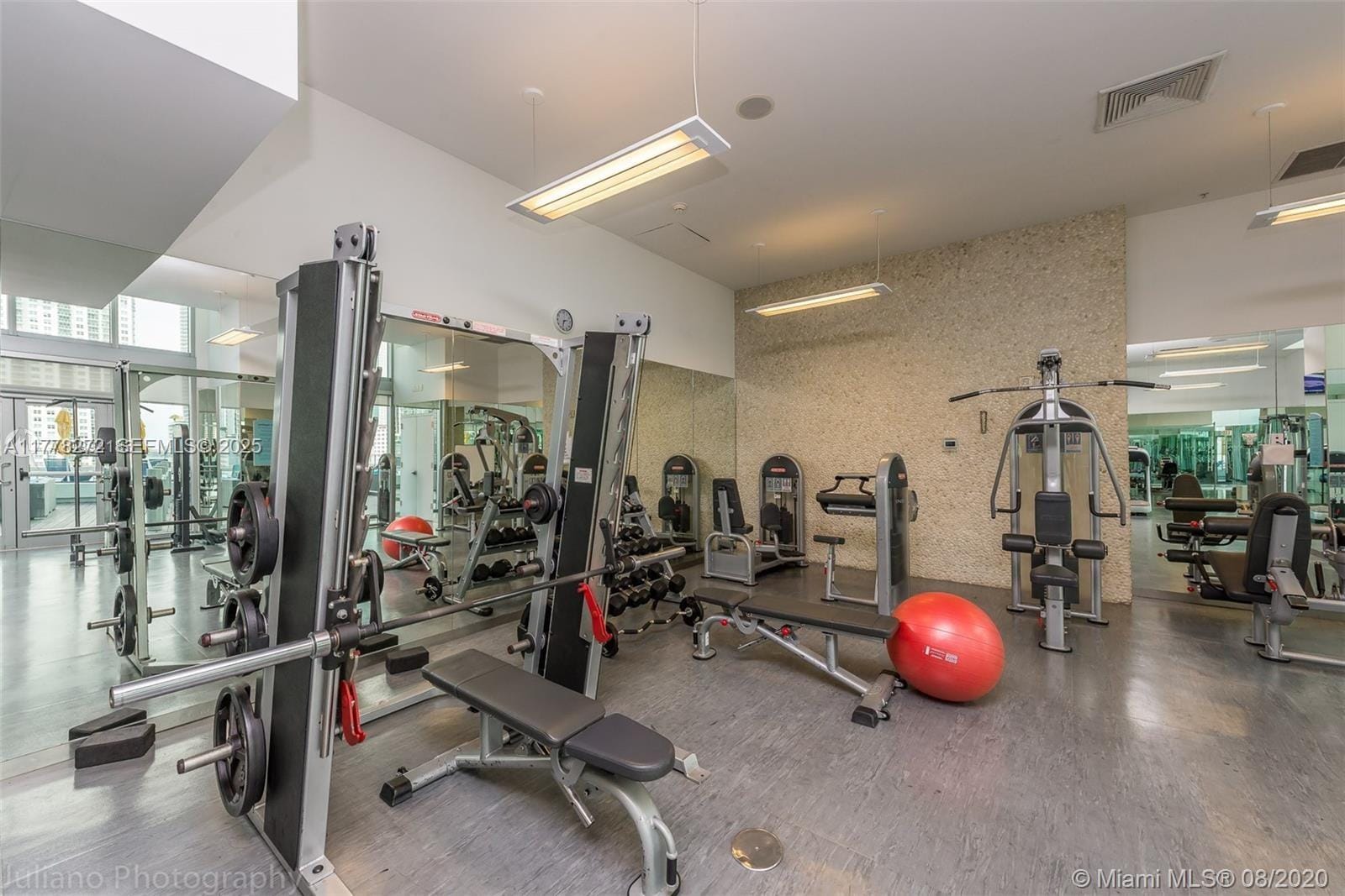 92 SW 3rd Street 4104, Miami, FL 33130 photo 17