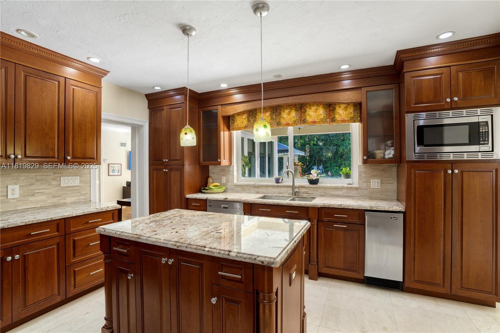 1270 Mariola Court, Coral Gables, FL 33134 photo 7