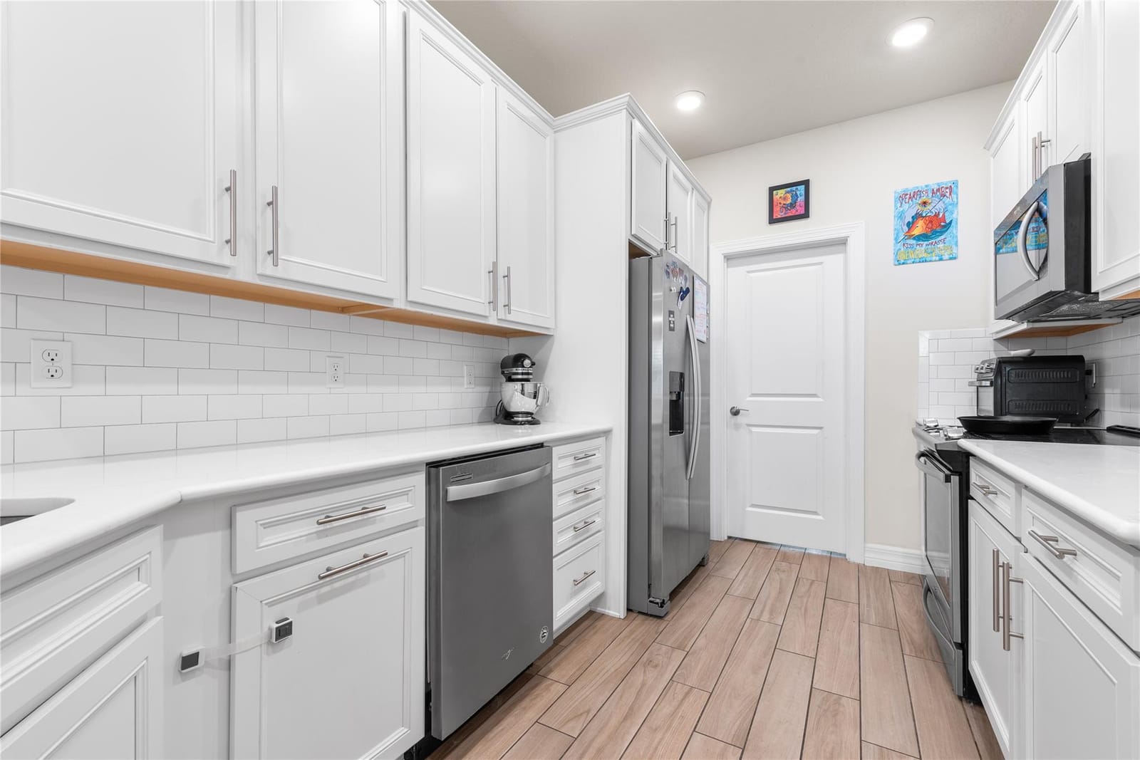 1030 Eucalyptus Drive 2, Hollywood, FL 33021 photo 3