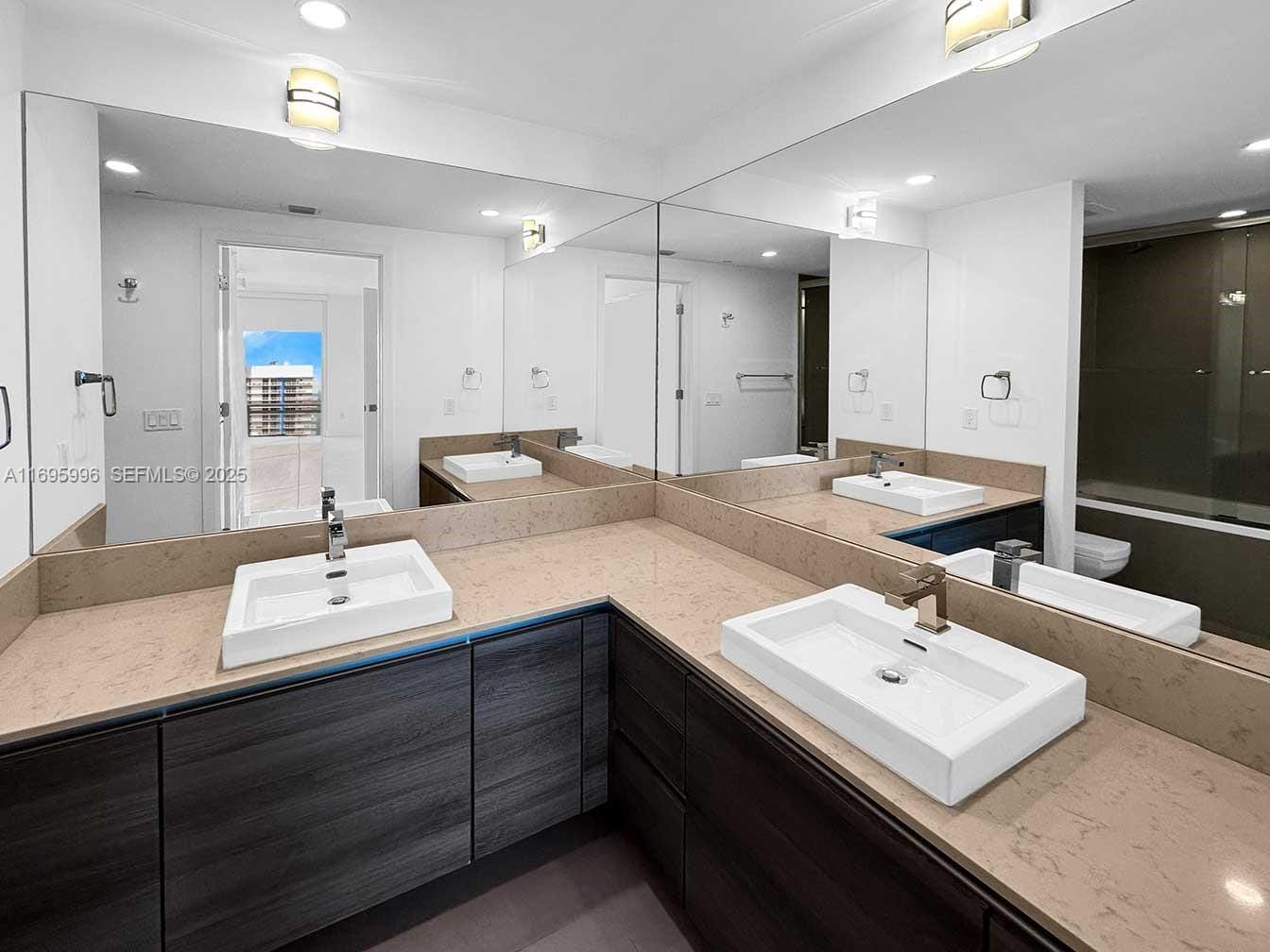 1080 Brickell Avenue 3604, Miami, FL 33131 photo 15