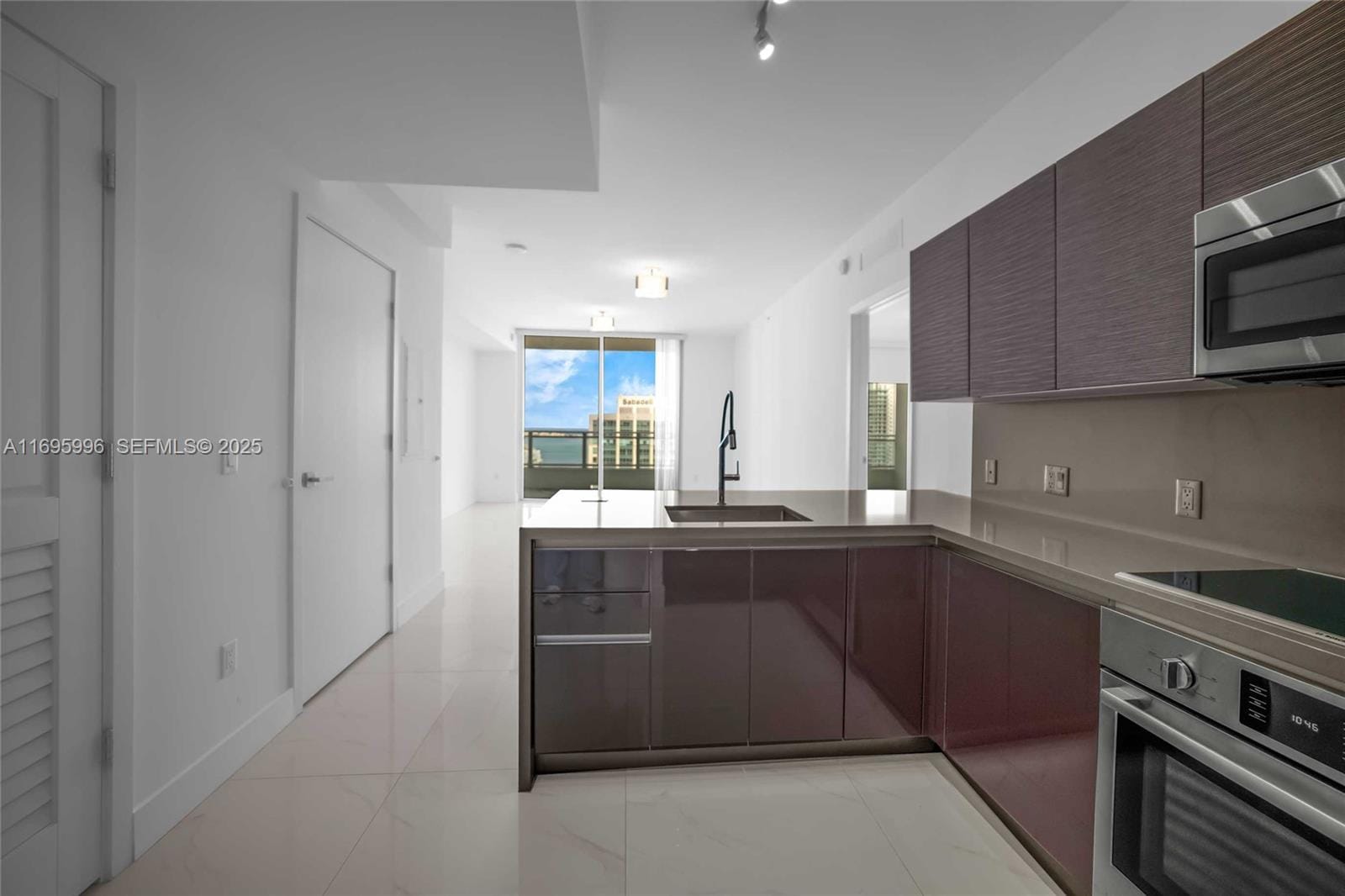 1080 Brickell Avenue 3604, Miami, FL 33131 photo 19