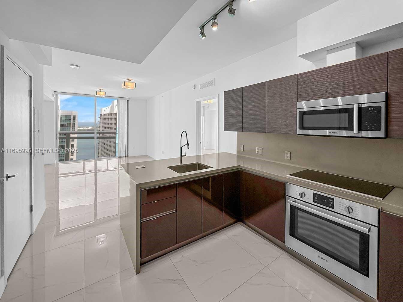 1080 Brickell Avenue 3604, Miami, FL 33131 photo 7