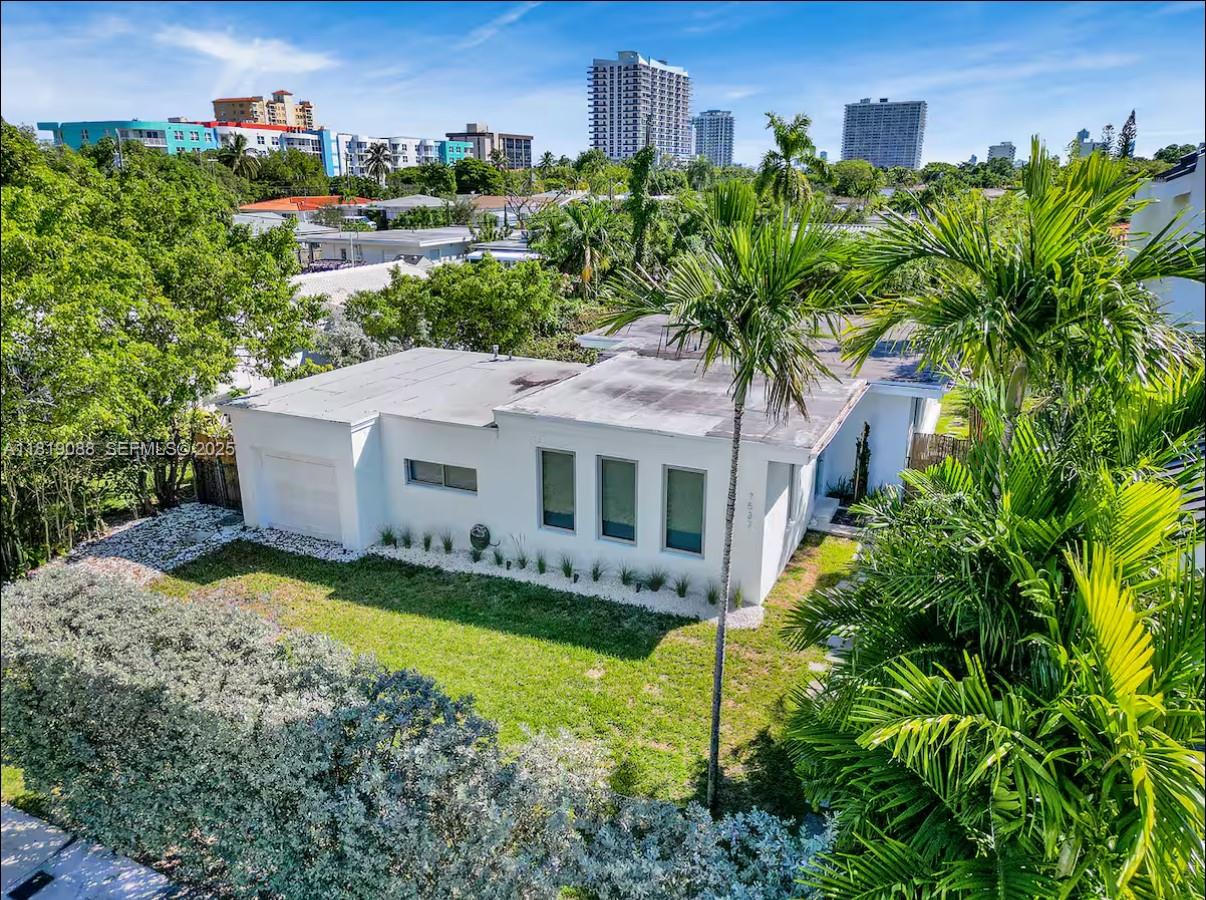 7537 W Treasure Drive, North Bay Village, FL 33141, North Bay Village