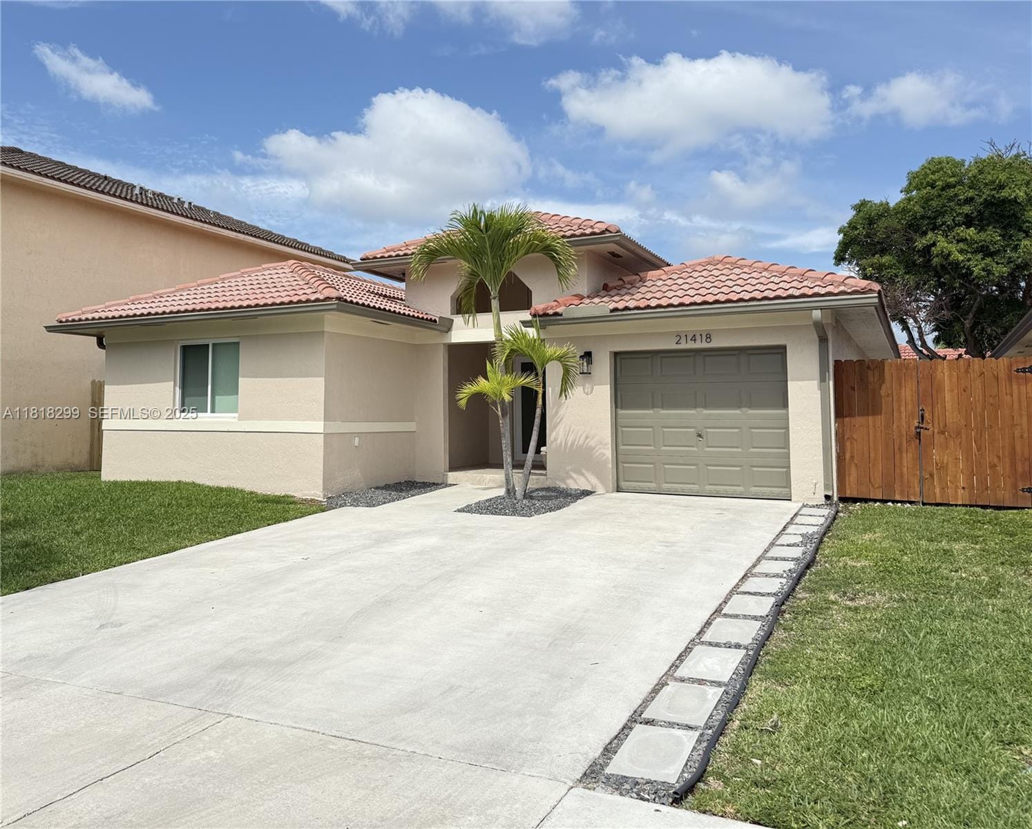 21418 SW 89th Path, Cutler Bay, FL 33189 photo 2