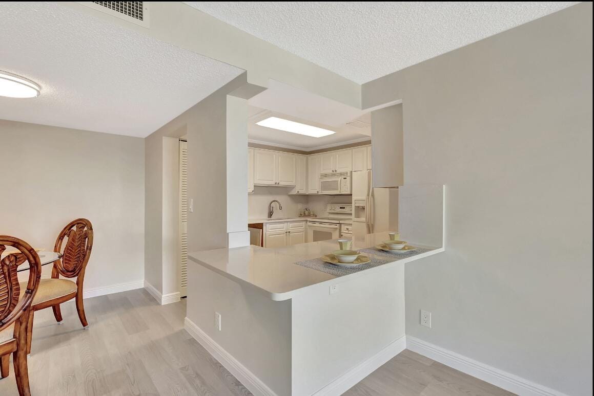 1357 NE Ocean Boulevard 215, Stuart, FL 34996 photo 3