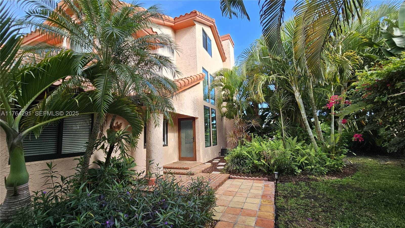 3851 NW 7th Place, Deerfield Beach, FL 33442 photo 4