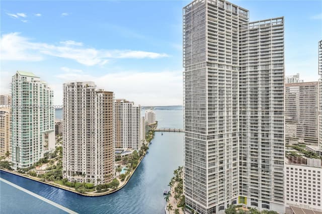 300 Biscayne Blvd Way 2907, sold in Aston Martin, Miami, FL