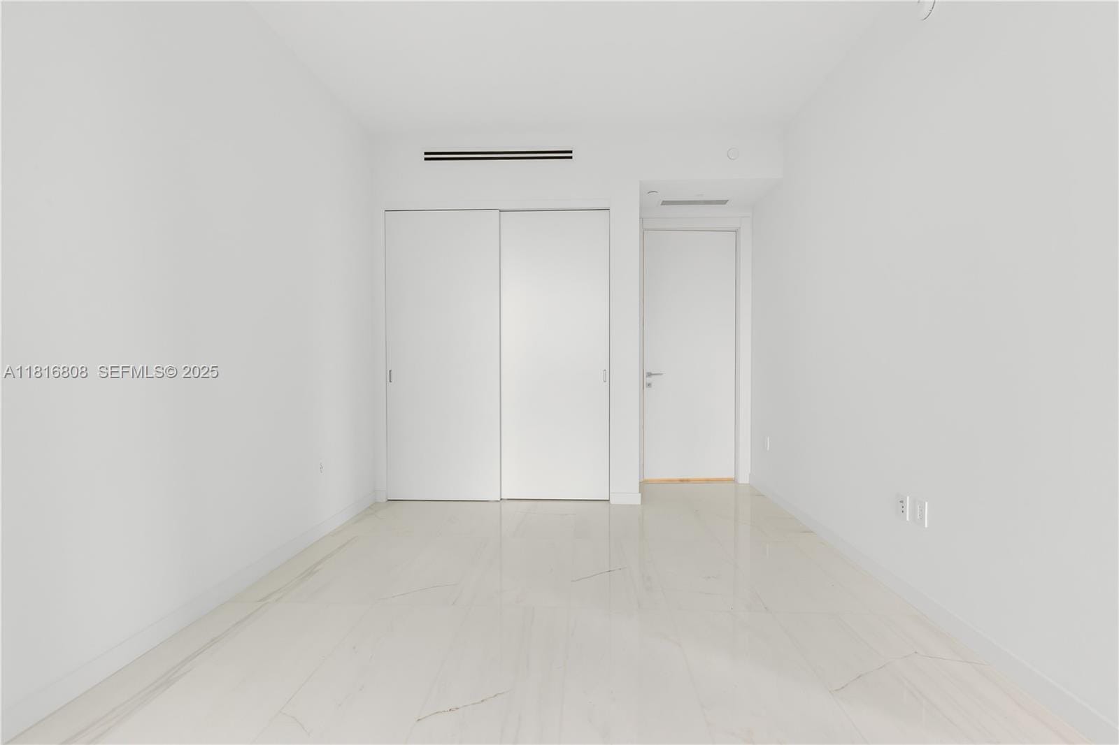 300 Biscayne Blvd Way 2907, Miami, FL 33131 photo 30