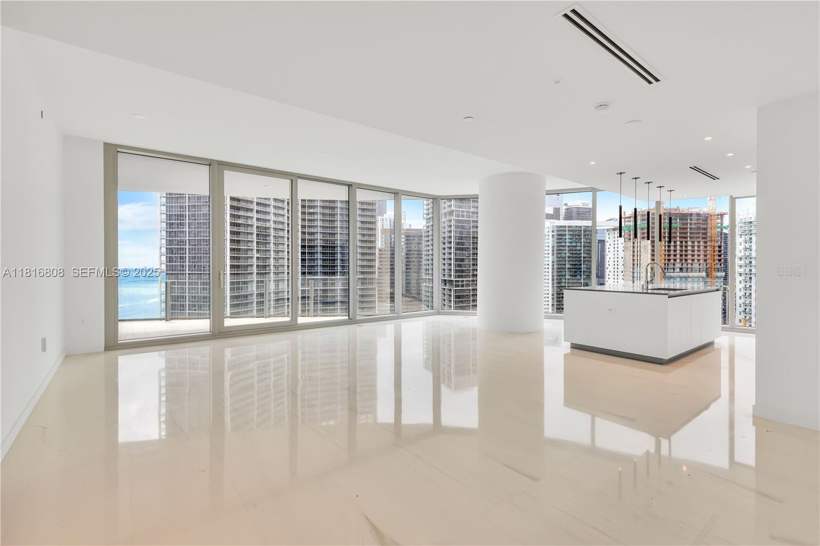 300 Biscayne Blvd Way 2907, Miami, FL 33131 photo 9