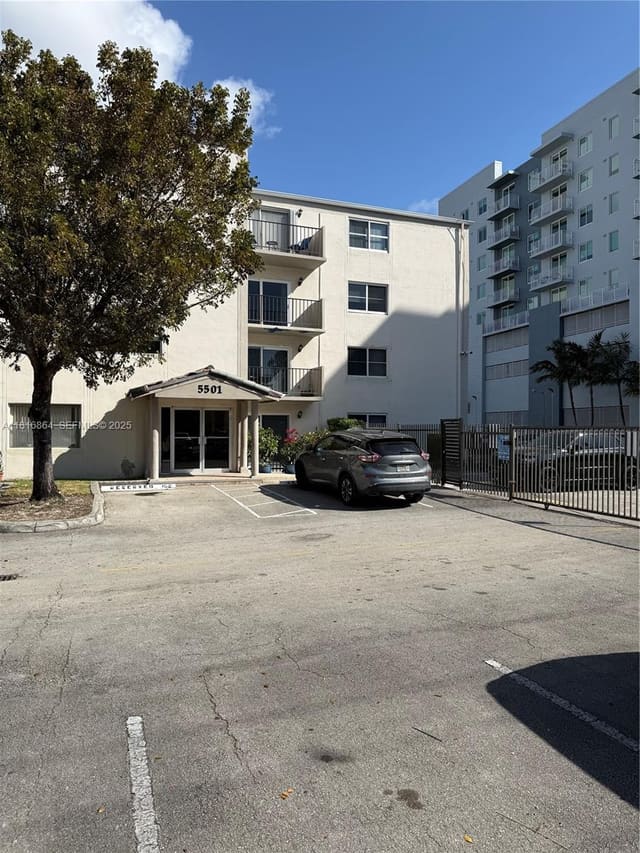 5501 NW 7th Street E301, sold in El Lago Condo, Miami, FL