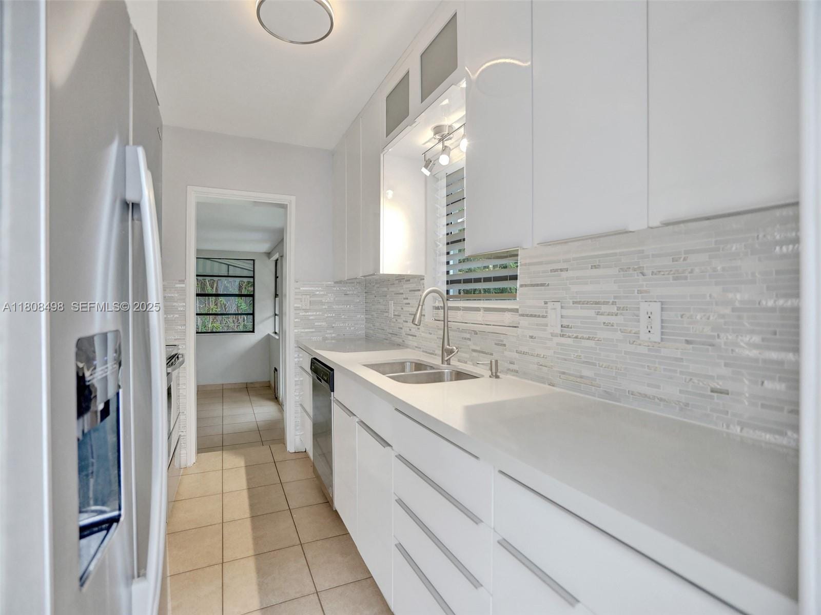 638 Madeira Avenue, Coral Gables, FL 33134 photo 11