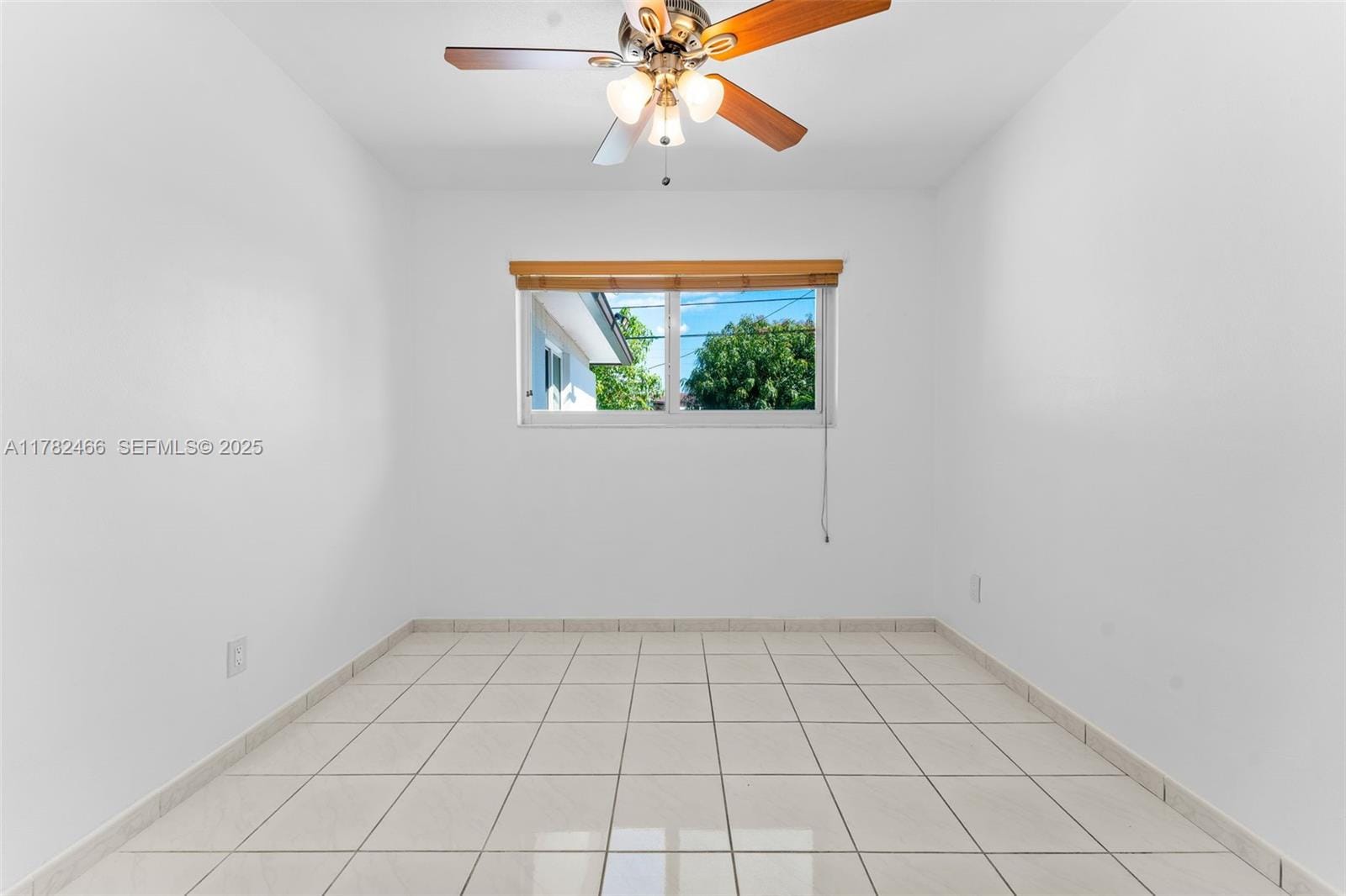 729 W 50th Place, Hialeah, FL 33012 photo 11