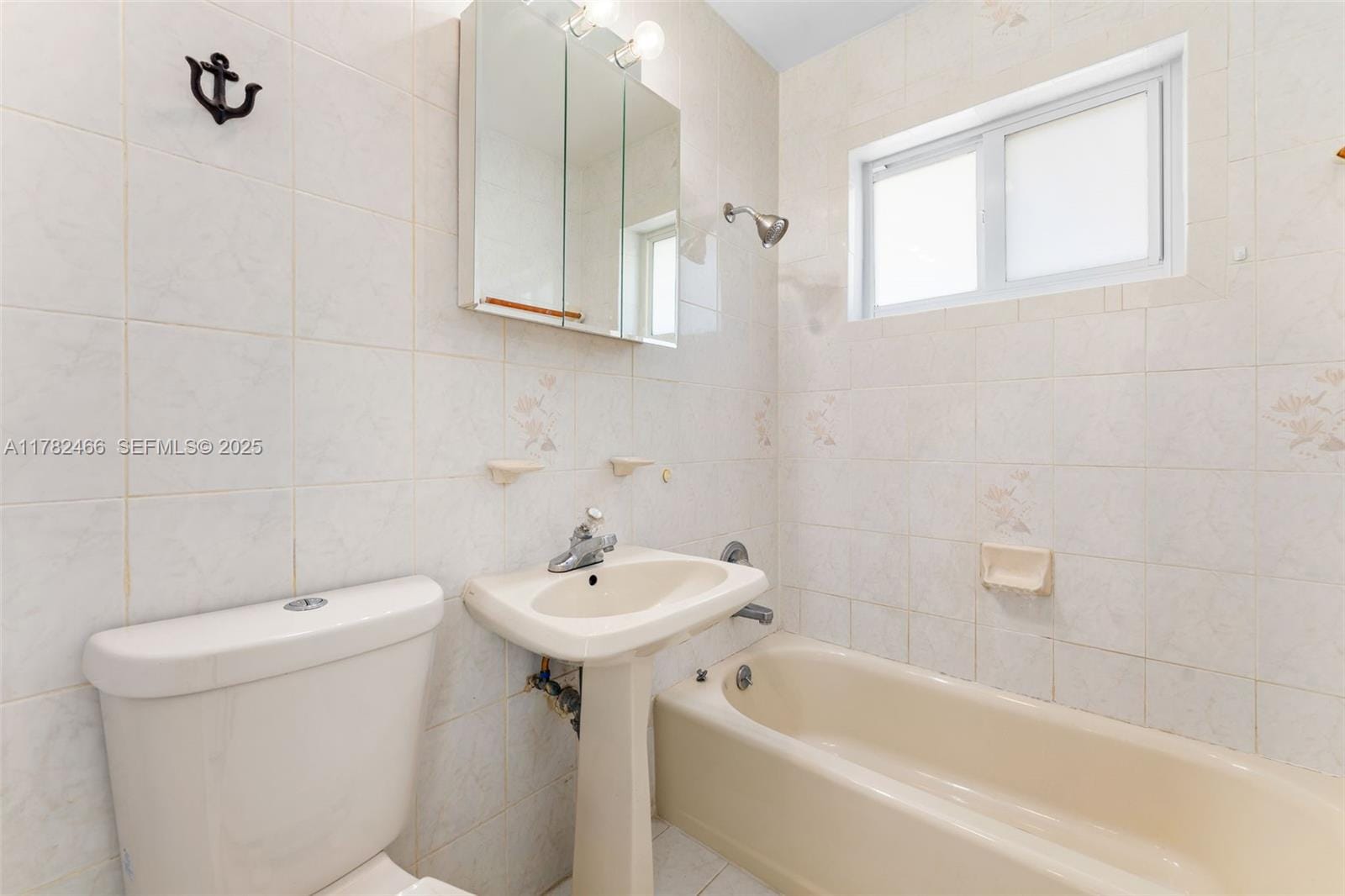 729 W 50th Place, Hialeah, FL 33012 photo 17