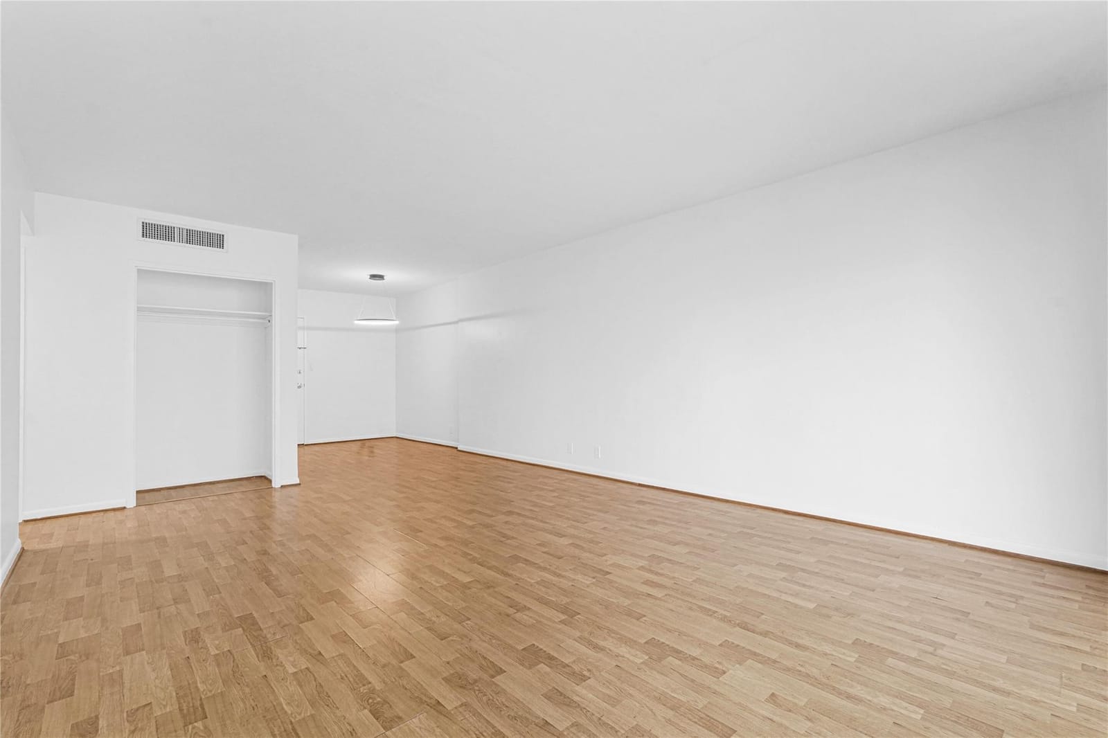 1200 West Avenue 419, Miami Beach, FL 33139 photo 14