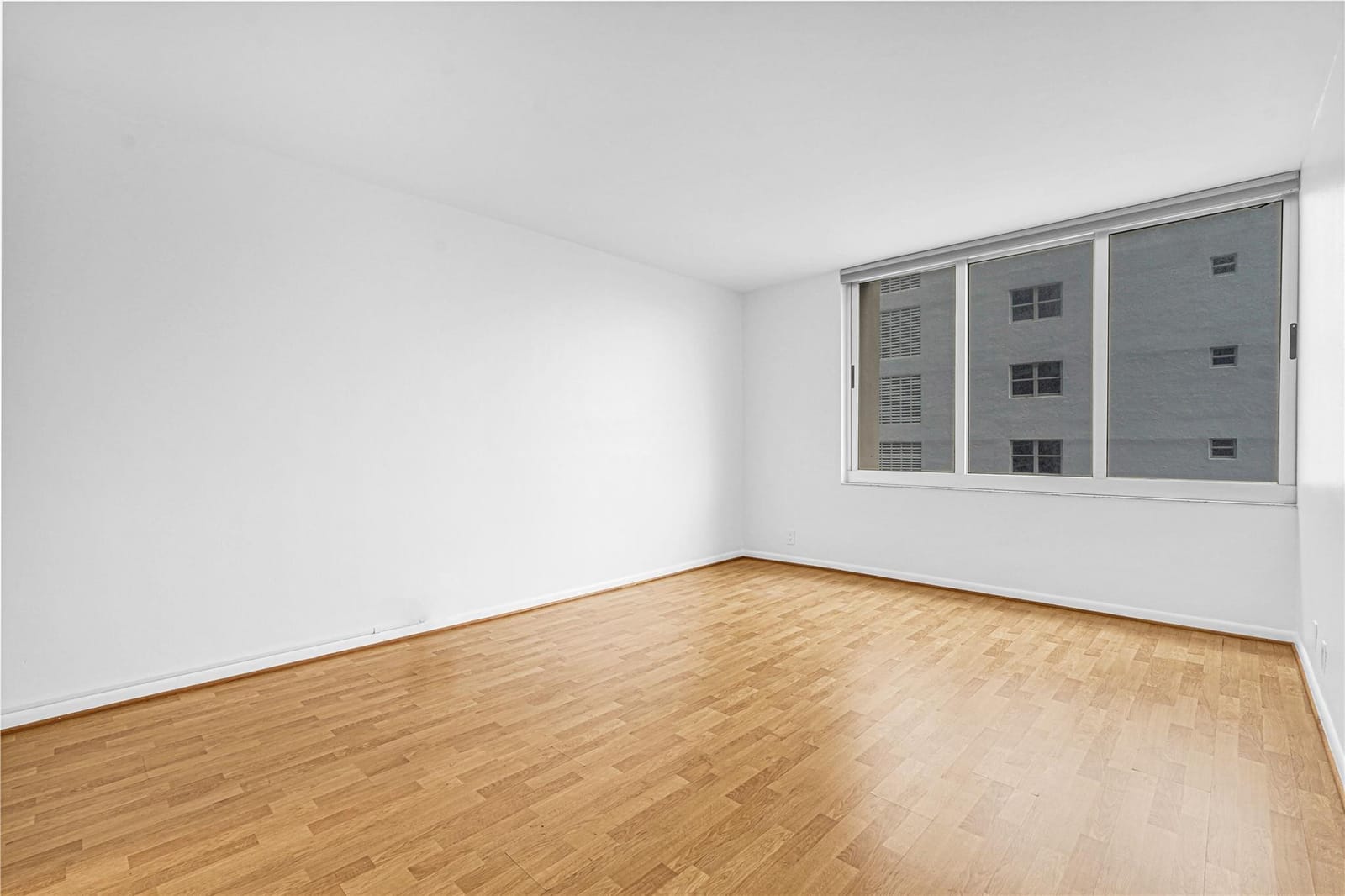 1200 West Avenue 419, Miami Beach, FL 33139 photo 25